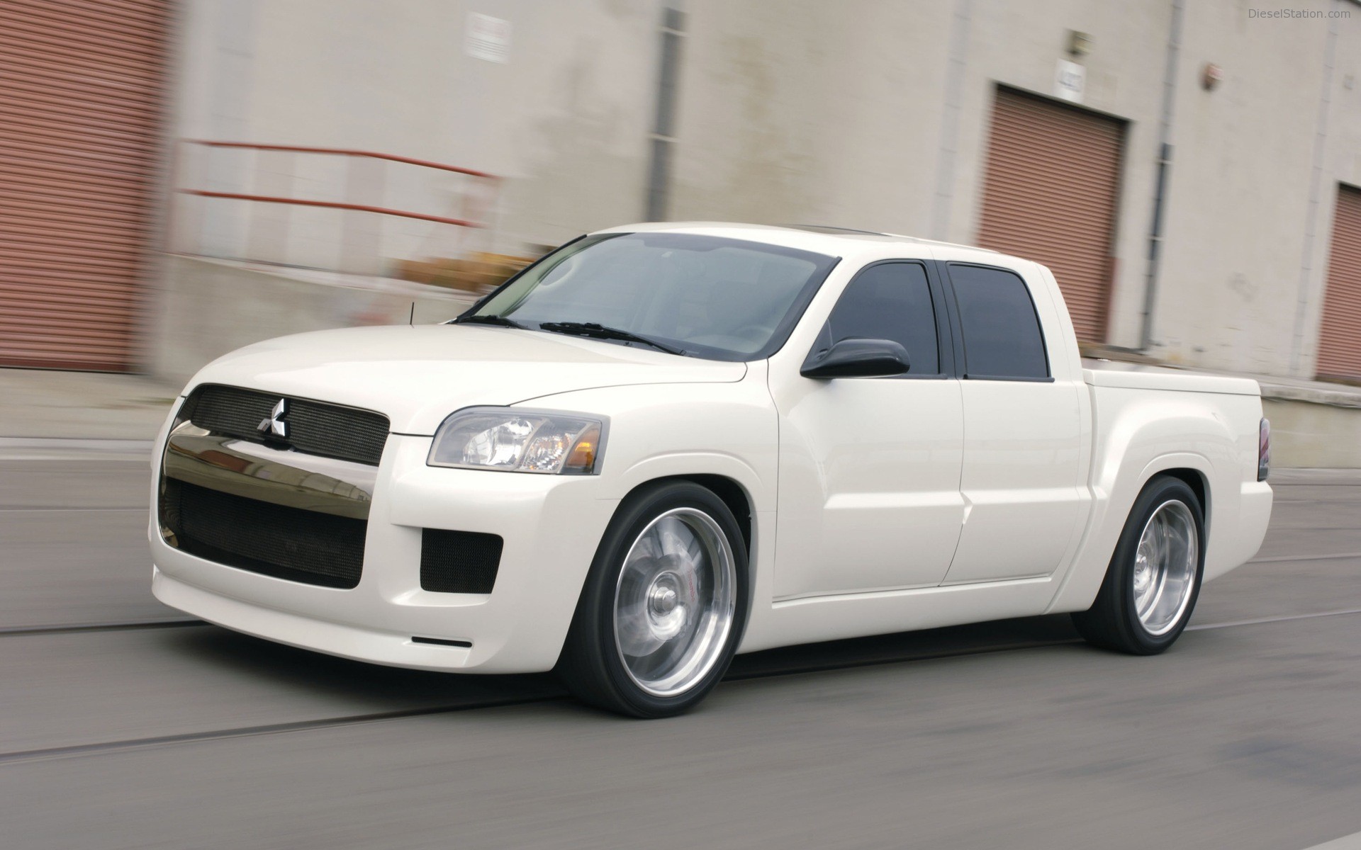Mitsubishi Street Raider Concept